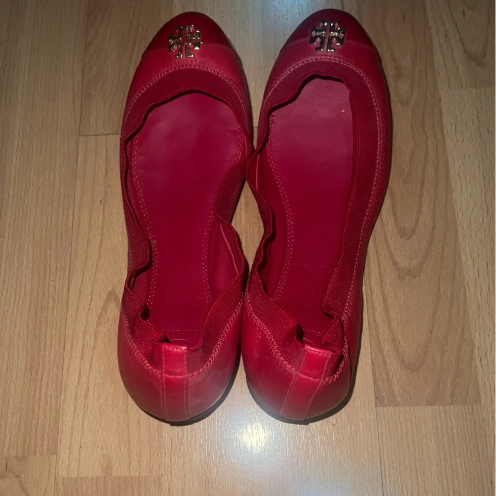 Tory Burch‎ ballet flats ruby red